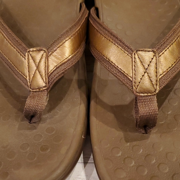 Vionic | Tide Flip Flop | Bronze | Sz 10 - Picture 3 of 14